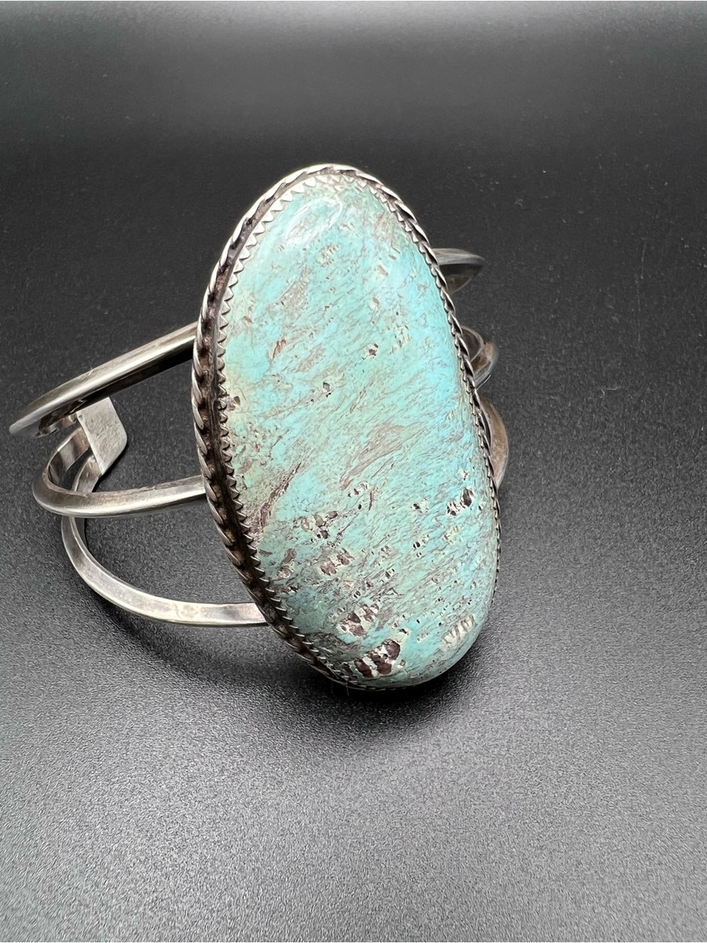 Native American Turquoise Cuff - Picture 5 of 12